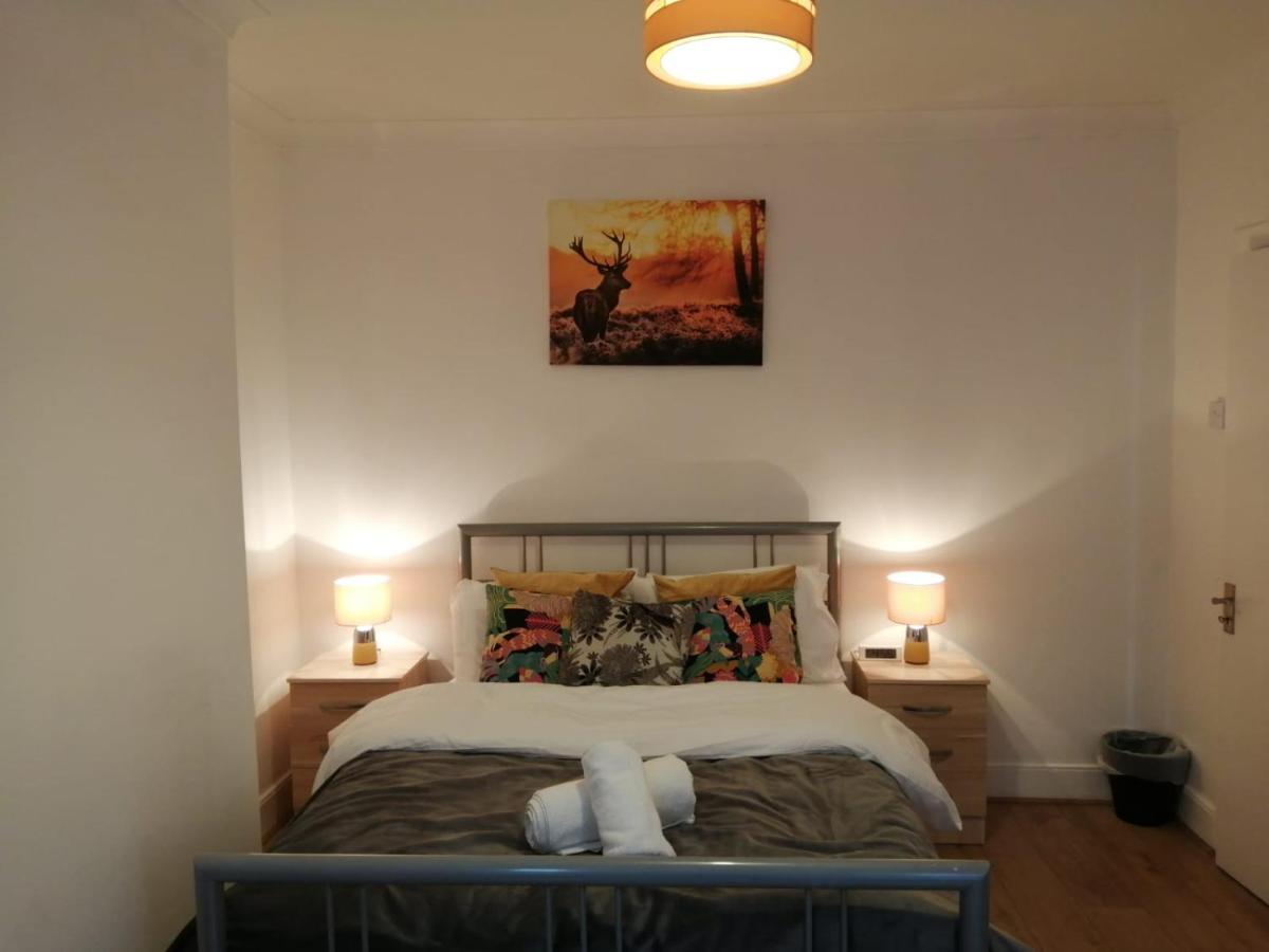 Central Stratford Cozy Double Room London Kültér fotó