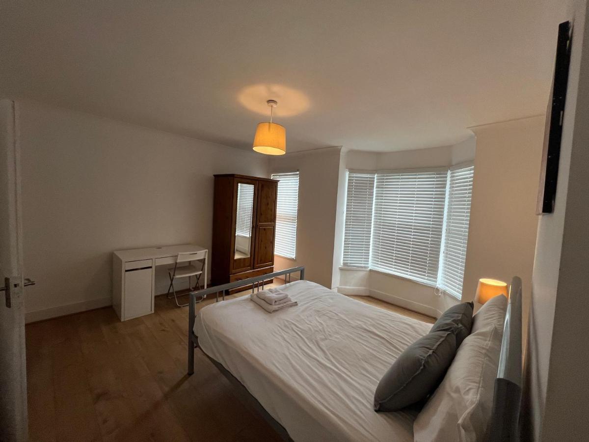 Central Stratford Cozy Double Room London Kültér fotó
