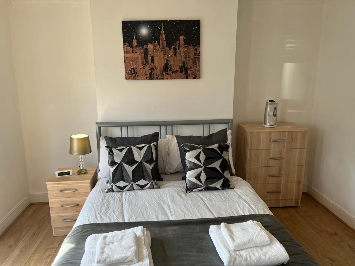 Central Stratford Cozy Double Room London Kültér fotó
